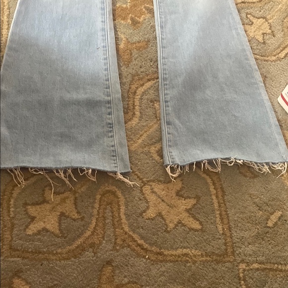 MOTHER Women's Light Blue Flared Jeans SIZE 27 $75 - Picture 2 of 13